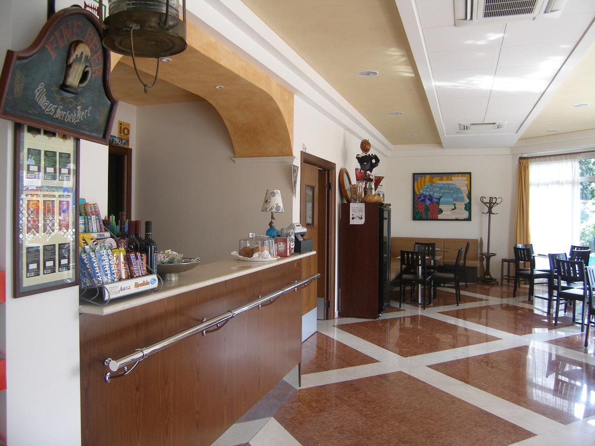 Rta Doria Apart otel Garda  Dış mekan fotoğraf