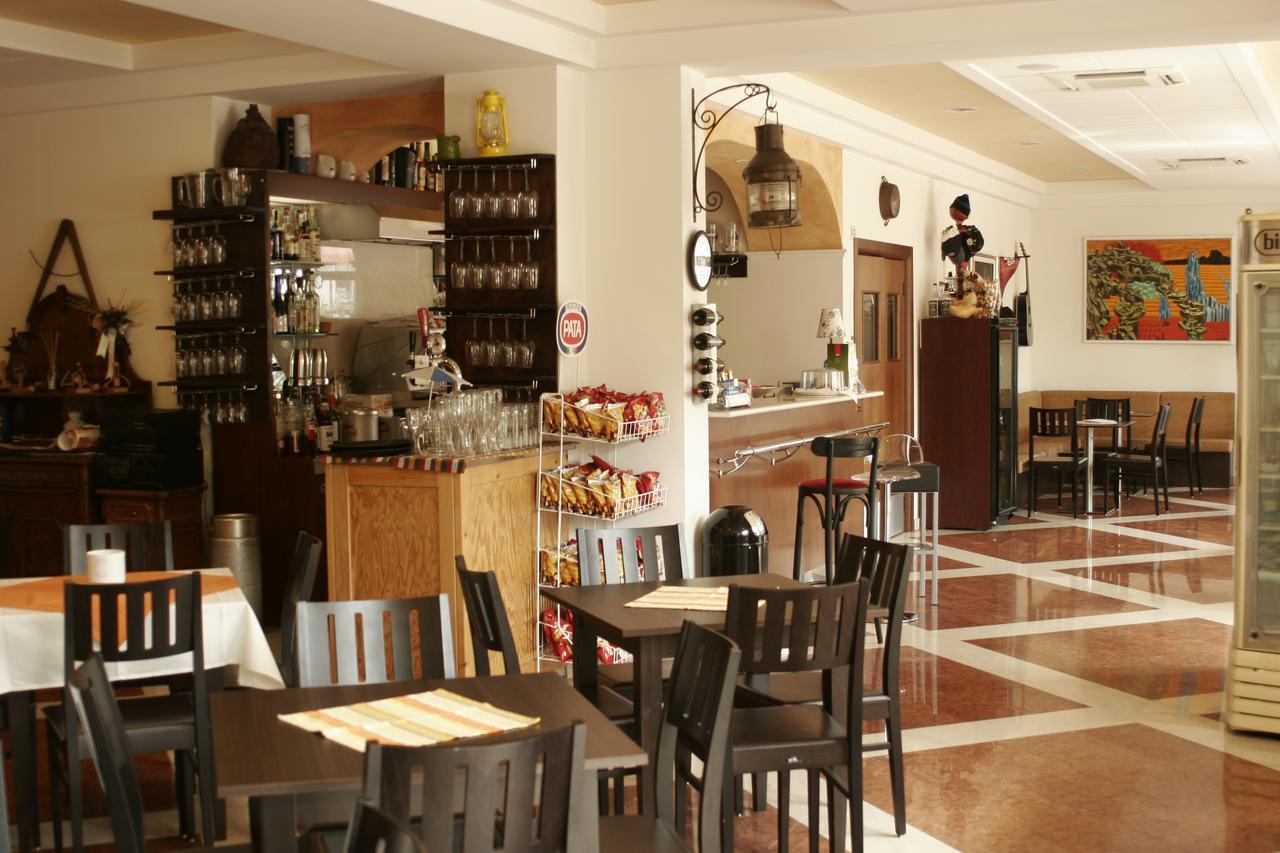 Rta Doria Apart otel Garda  Dış mekan fotoğraf