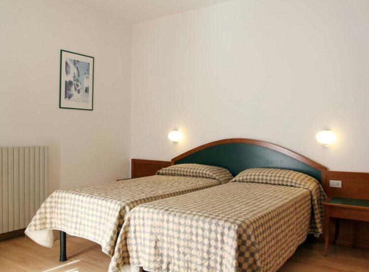 Rta Doria Apart otel Garda  Dış mekan fotoğraf